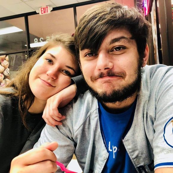 Meet your Posher, Kyle - Picture 1 of 1